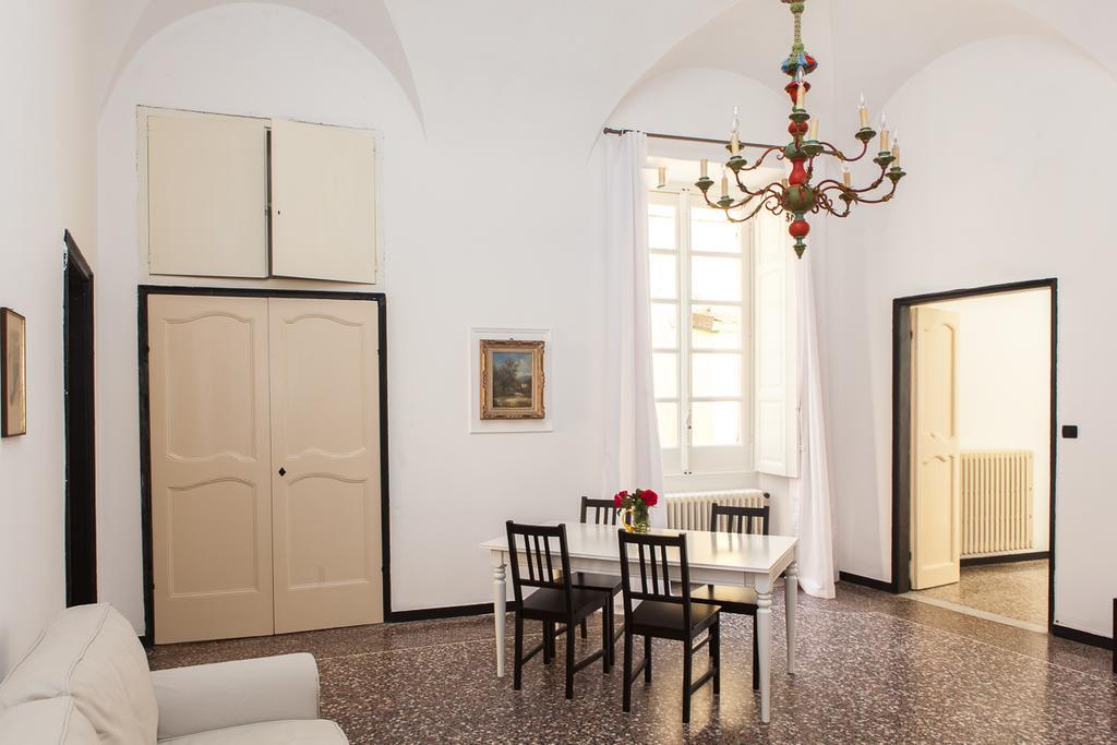 Casa Carducci - Spacious Historical Home Close To The Beach Imperia Exterior foto