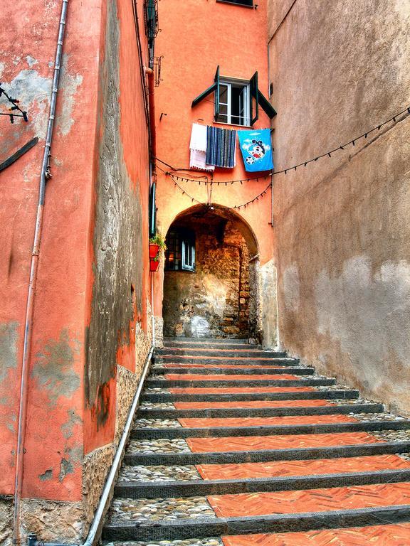 Casa Carducci - Spacious Historical Home Close To The Beach Imperia Exterior foto